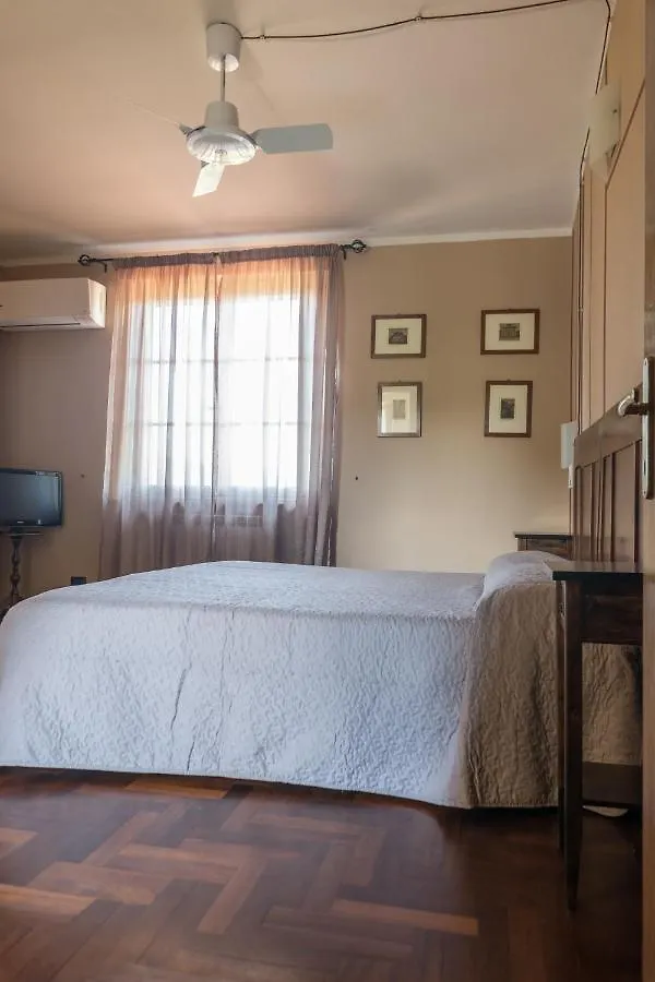 Locanda La Valle Castelnuovo Magra Guest house