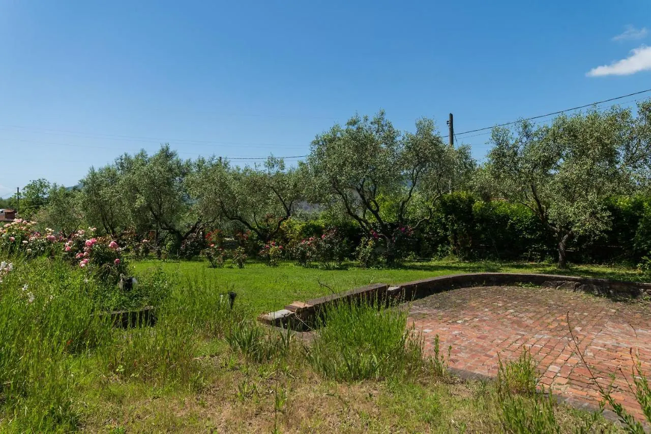 Locanda La Valle Castelnuovo Magra Guest house